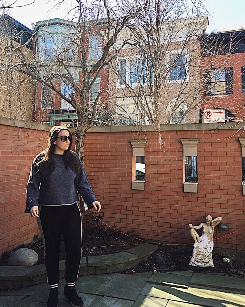 D2594421-A2A3-470B-8E1F-5FA16DC31CDC